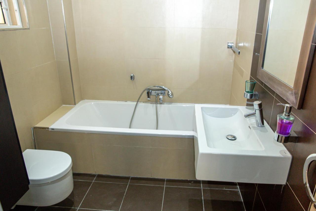 Ferienwohnung Dolmen Court Flat 10, Qawra St. Paul's Bay Exterior foto