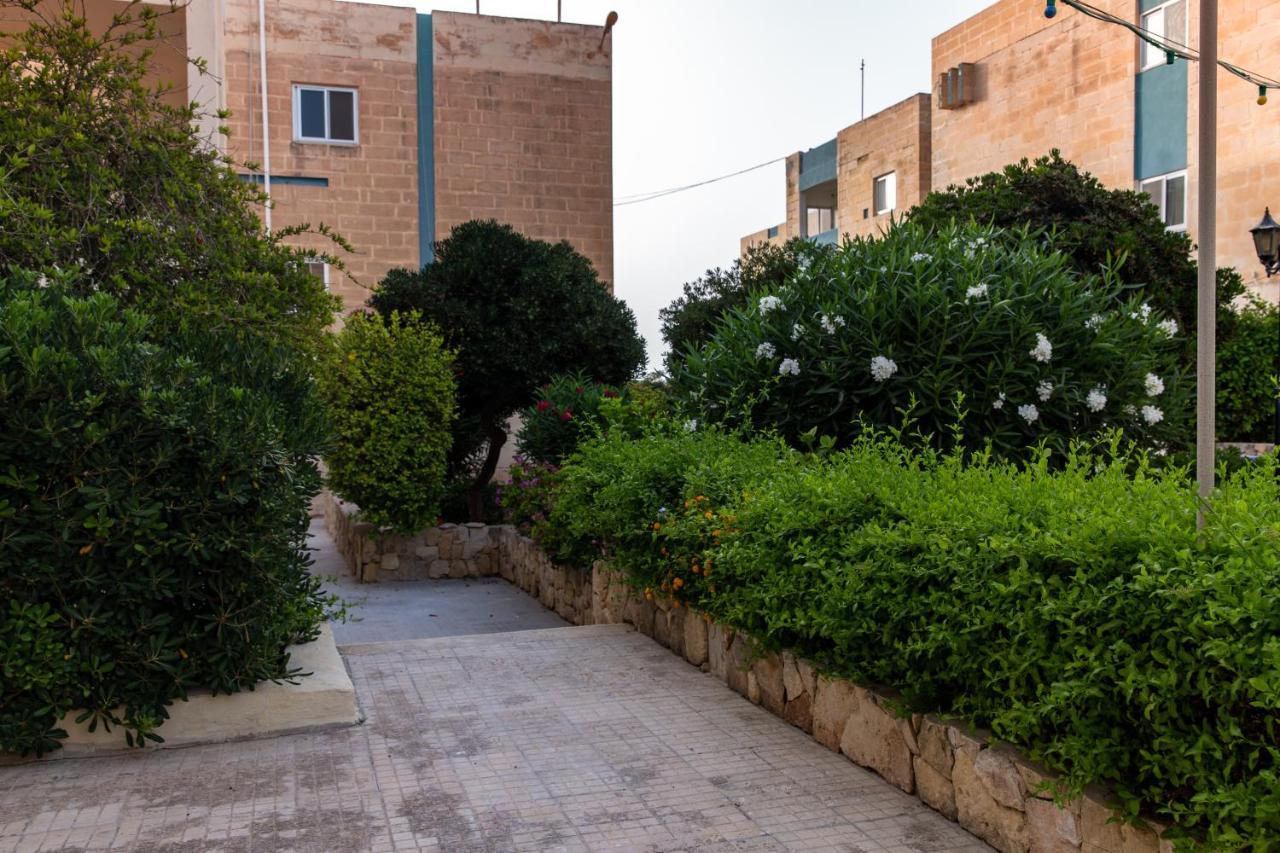 Ferienwohnung Dolmen Court Flat 10, Qawra St. Paul's Bay Exterior foto