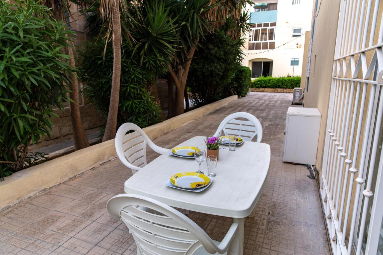 Ferienwohnung Dolmen Court Flat 10, Qawra St. Paul's Bay Exterior foto